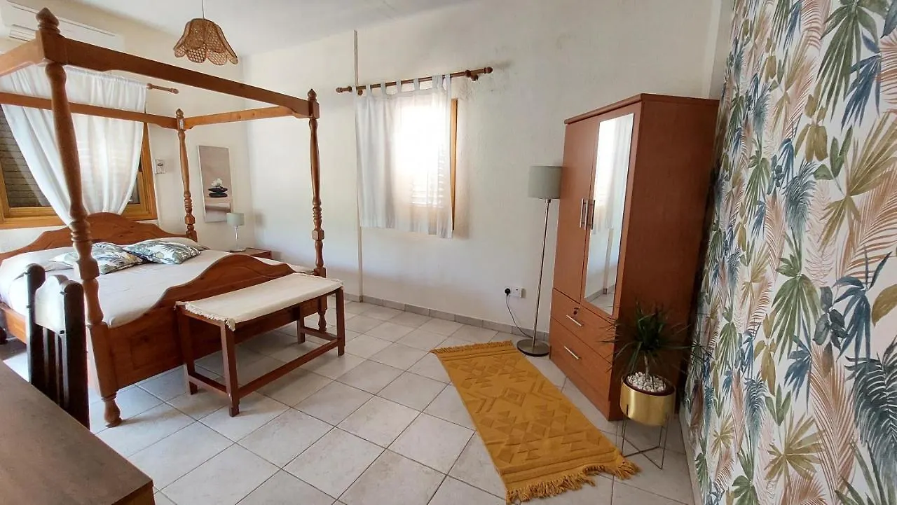פרוטאראס Villa Christina