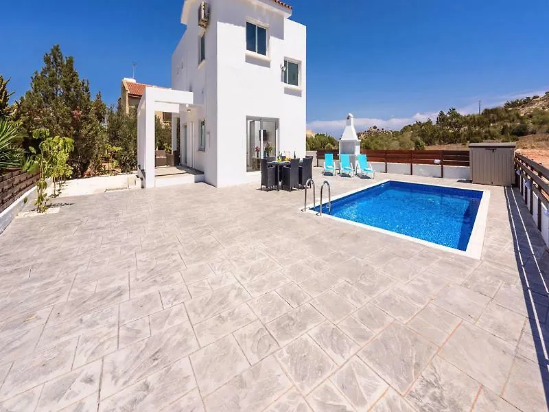 פרוטאראס Villa Christina קפריסין